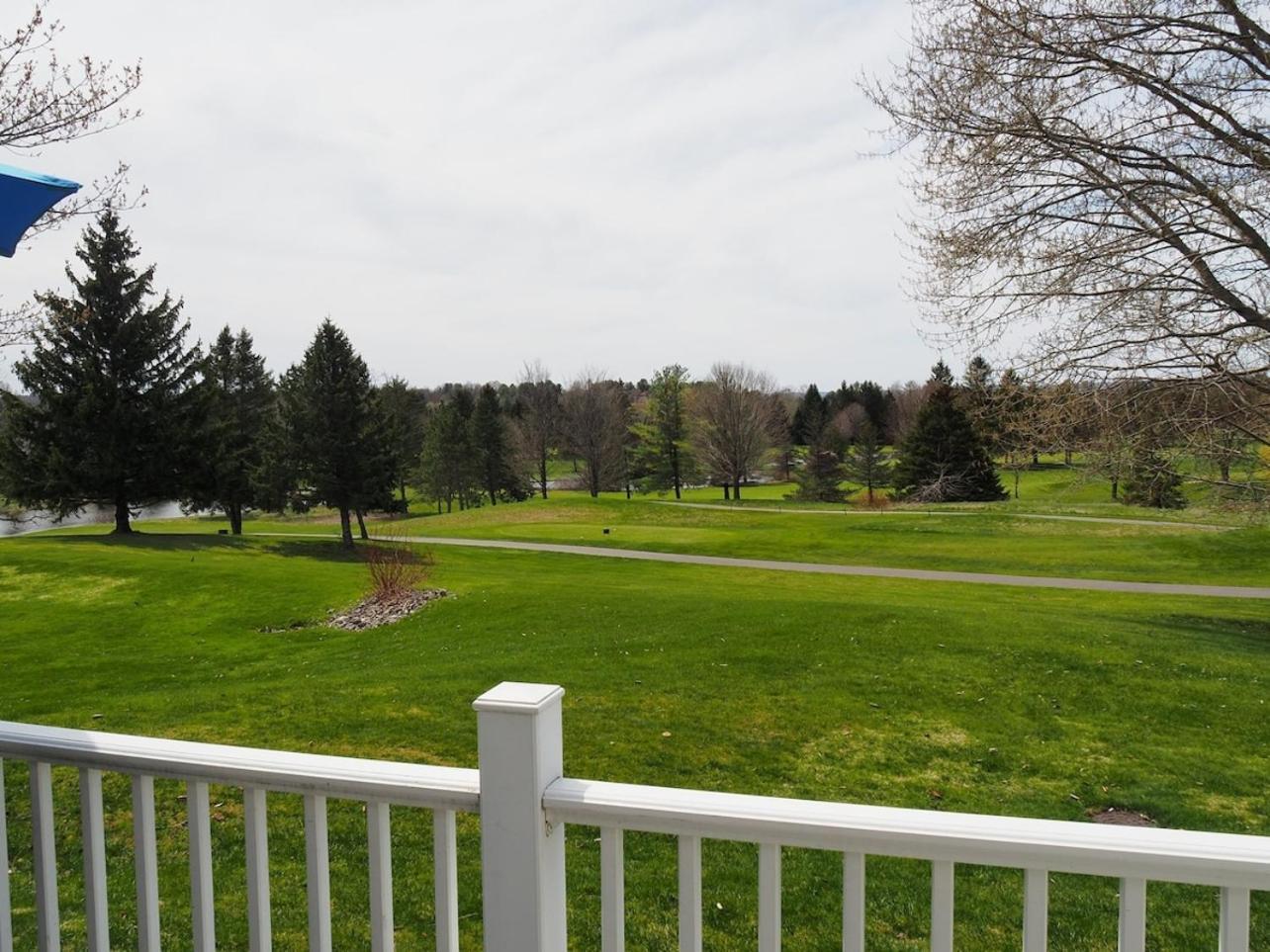 The Grand Getaway - Gorgeous And Great Location! Villa Traverse City Exterior photo